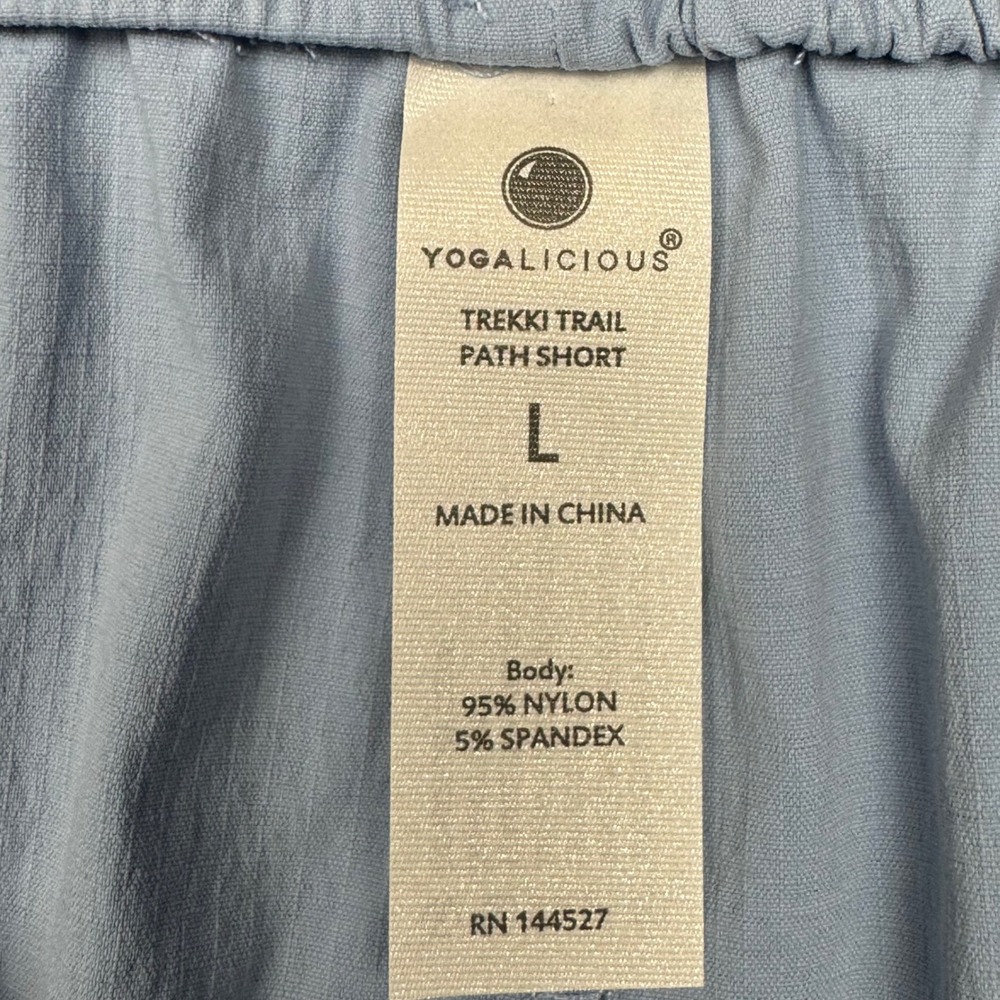NWT Yogalicious Trekki Trail Path Cargo Shorts Outdoor Commuter Womens L Blue - Picture 11 of 11